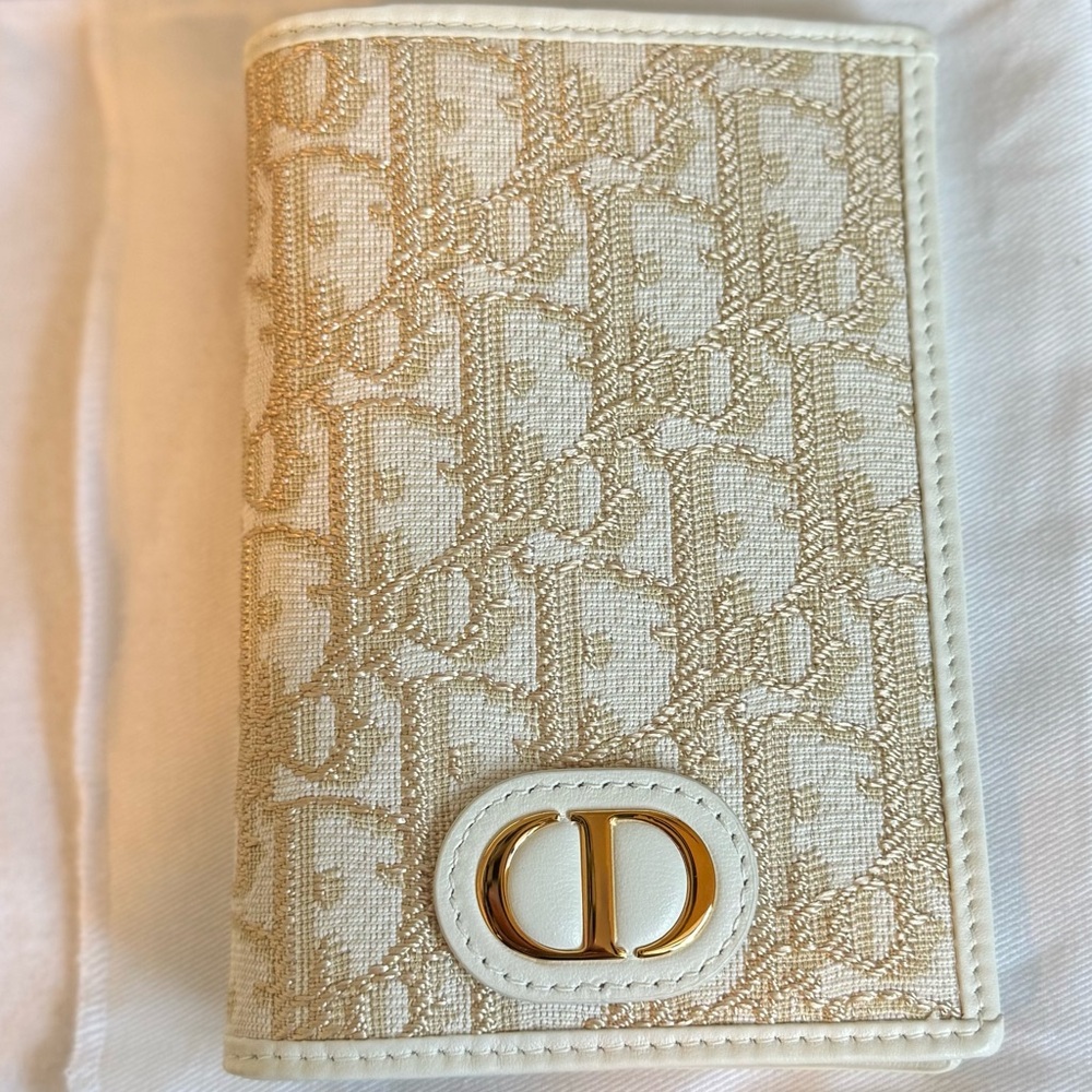Dior Cream Card Holder